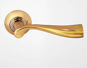 Межкомнатная дверная ручка Rossi DENA  LD85-1 SG/CP Золото матовое/золото